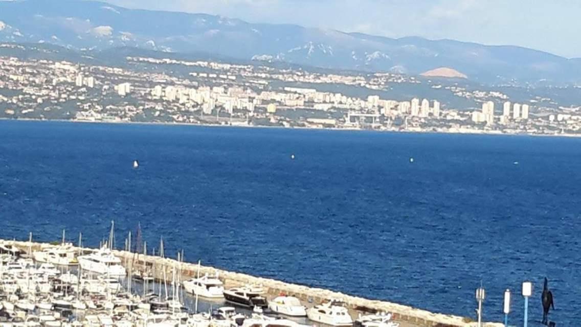 " Rooms Bela Salyna" Icici Bagian luar foto