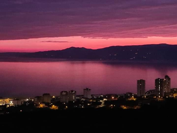 " Rooms Bela Salyna" Icici Bagian luar foto